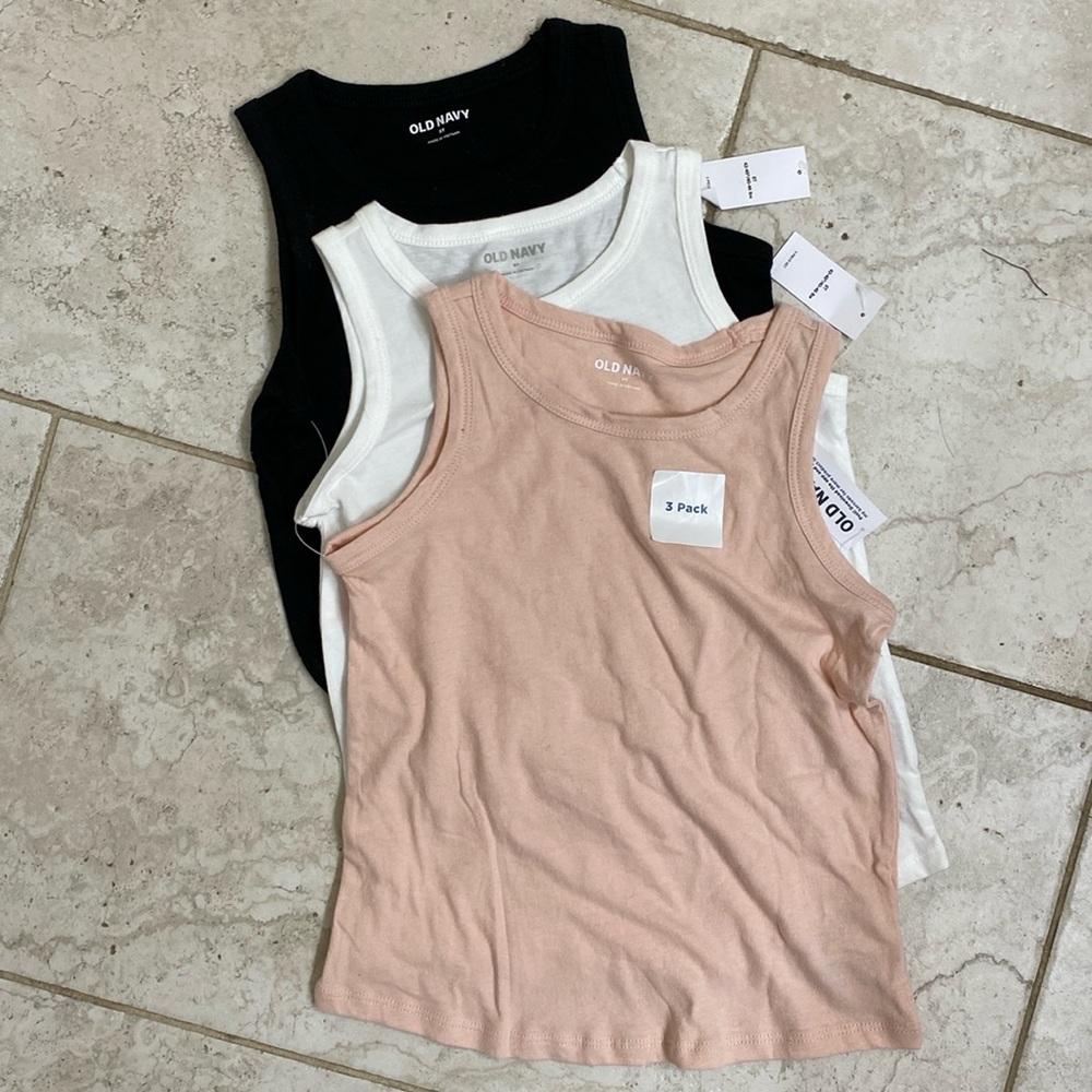 Girls tank bundle